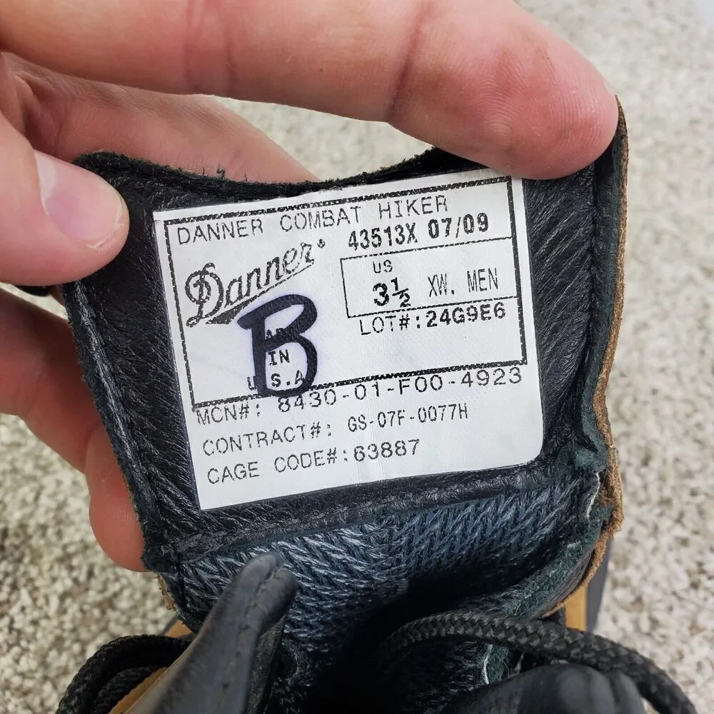 Danner Combat Hiker Boots Vibram Mens 3.5 Extra Wide Hunting Made In USA Brown